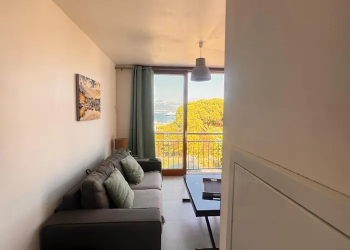 T2 Les Aloes * Calvi (Corsica)